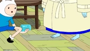 S10e2 Finn looking at Ice King's feet.png (1.13 MB)