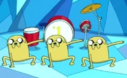 S2e11 triple jake.png (214 KB) Fake Jakes