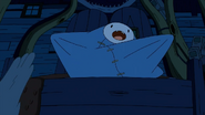 S4 E26 Finn spazzing out of bed