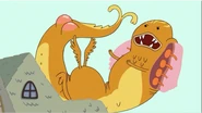 S1e10 Dragon2.png (154 KB) Dragon has an itchy butt.