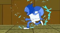 S4 E20 Finn running while being shocked