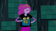 Bubblegum wearing the shirt with its proper black color