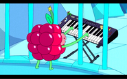 S1e3 wildberry princess playing keyboard2