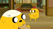 S6e16 Joshua eating sandwich.png (1,07 МБ)