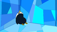 S4 E24 Gunter lying on the corner