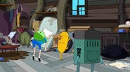 S5 e19 BMO recording Finn and Jake