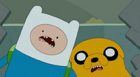 S5 e25 Finn and Jake shocked