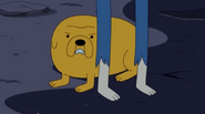 S5 e1 Jake growling at Farmworld Finn's legs