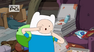 S5 e19 Finn poking his cheeks