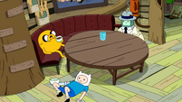 S10e2 Finn under table