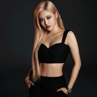 Ningning X Chopard 4.jpeg (36 KB)