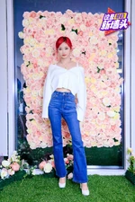 Ningning 网易娱乐频道 Weibo 21.05.26.jpeg (558 KB) 21.05.26 (网易娱乐频道 Weibo)