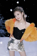 Ningning 2022 Winter SMTOWN SMCU PALACE Concept Photo 4.jpeg (252 KB) 2022 Winter SMTOWN : SMCU PALACE (4)