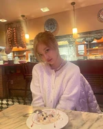 Ningning Twitter 22.02.01 1.jpeg (213 KB) 22.02.01 No.1