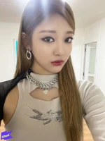 Ningning 1thek Twitter 21.10.10.jpeg (169 KB) 21.10.10 (1thek Twitter)