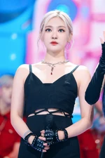 Ningning Illusion Inkigayo 22.07.24 3.jpg (1.82 MB) Inkigayo 22.07.24 No.3