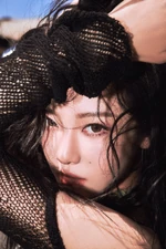 Rich Man Teaser 2 Ningning (6).jpg (2 MB) Rich Man (24)