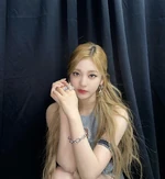 Ningning Twitter 22.01.01 3.jpeg (520 KB) 22.01.01 No.3