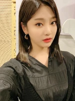 Ningning lovegame1077 Instagram 21.02.09.jpeg (168 KB) 21.02.09 (lovegame1077 Instagram)