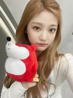 Ningning Sohu Korea Twitter 21.10.26.jpeg (613 KB) 21.10.26 (Sohu Korea Twitter)