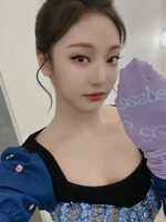 Ningning SMTOWNGLOBAL Twitter 21.04.23.jpeg (2.54 MB) 21.04.23 (SMTOWNGLOBAL Twitter)