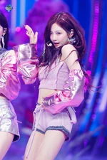Ningning Supernova M Countdown 24.05.16 10.jpeg (2.76 MB)