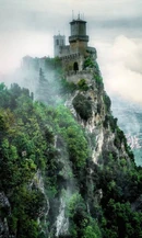 Anothermountaincastle.jpg (106 KB)