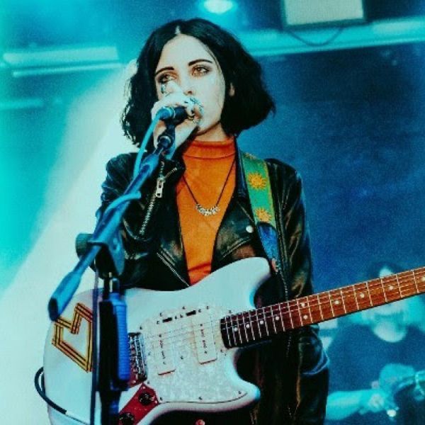 Heavenly (song), Pale Waves Wiki