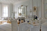 Eclectic-living-room-swedish-interior-design-img~8f71bee60d482471 4-3257-1-0d83677.jpg (73 KB)
