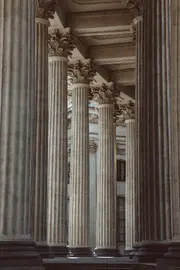 Dark Light Classic Academia.webp (360 KB) Dark Light Classic Academia