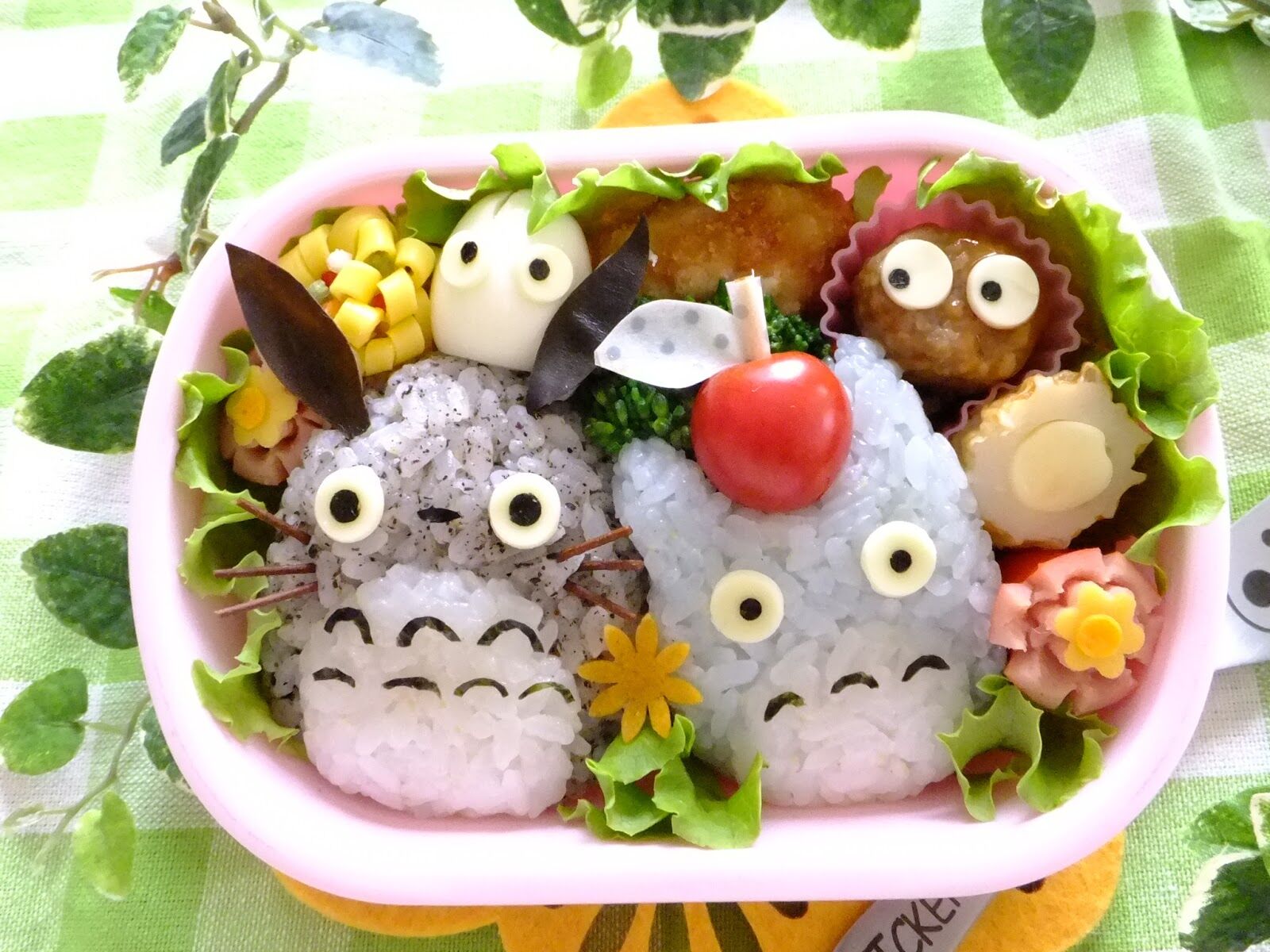 Tomagotchi Bento  Kawaii bento, Cute bento boxes, Japanese food art