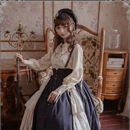 Classicgirl.jpg (28 KB)