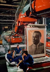 2dbcd16a0522f1021f39b20de6807742.jpg (167 KB) Workers taking a break at the Yugo car assembly plant (Kragujevac, present-day Serbia)