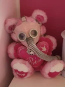 Gasmask Teddybear.jpg (37 KB)