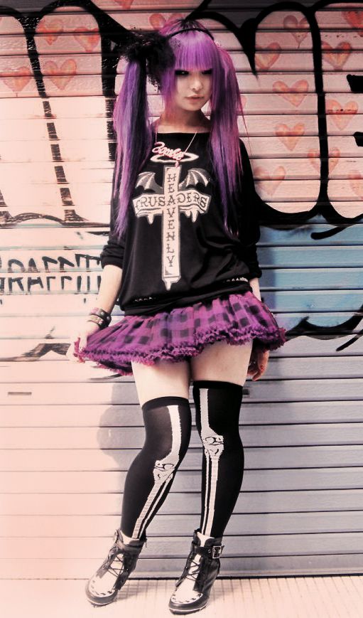 Is This Your Grunge Outfit?  Alternative outfits, Simple outfits, Pastel  goth fashion