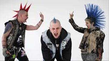 Horror 2025 punk clothing