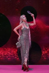 Julia Fox.jpg (128 KB)