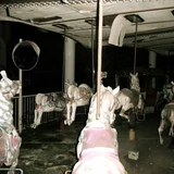 Dirty-carousel.jpg (34 KB)