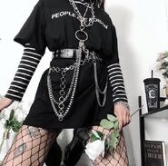 Aesthetic-grunge-style-chains-186512-8outfits