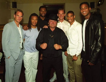 Hazes met de Ajax-selectie.