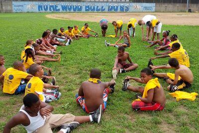 Group hamstring stretch in Q shape