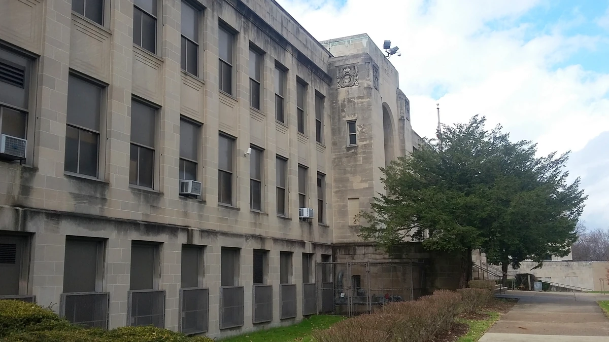 Pittsburgh Oliver High School A for Athlete Fandom