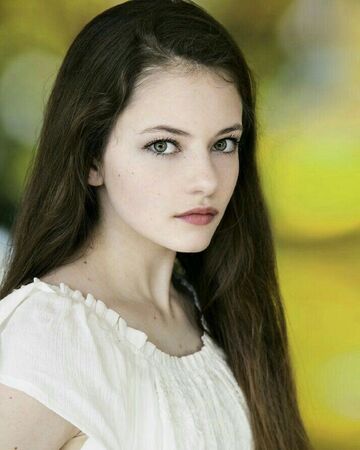 Renesmee Cullen After Breaking Dawn Saga Wiki Fandom