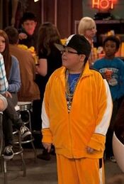 Rico-rodriguez-good-luck-charlie-400