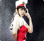 Uee.jpg (215 KB) 2011