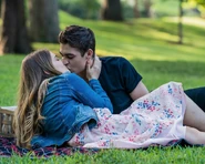 Still51.jpg (199 KB)