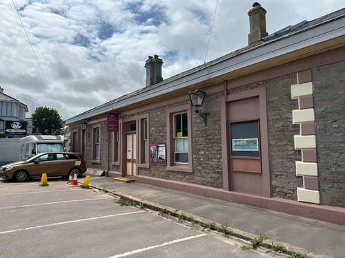The ticket office and waiting room is kept locked since trains do not stop here now.