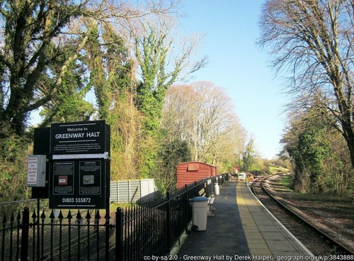 Greenway halt.jpg (319 KB) Greenway Halt in 2014.