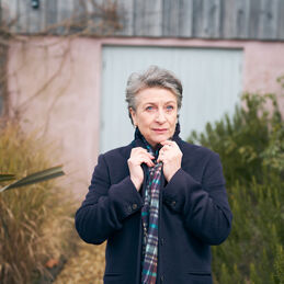 Caroline Quentin