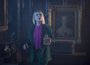 S03E01 Haunted House Still 08